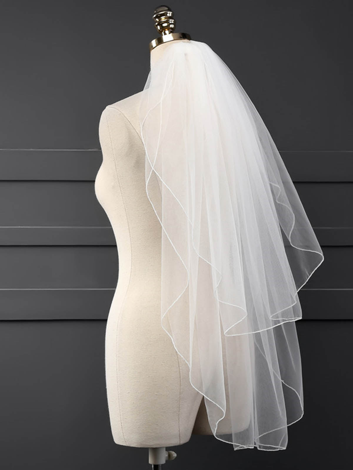 Airy Two Tier Pencil Edge Tulle Bridal Veil