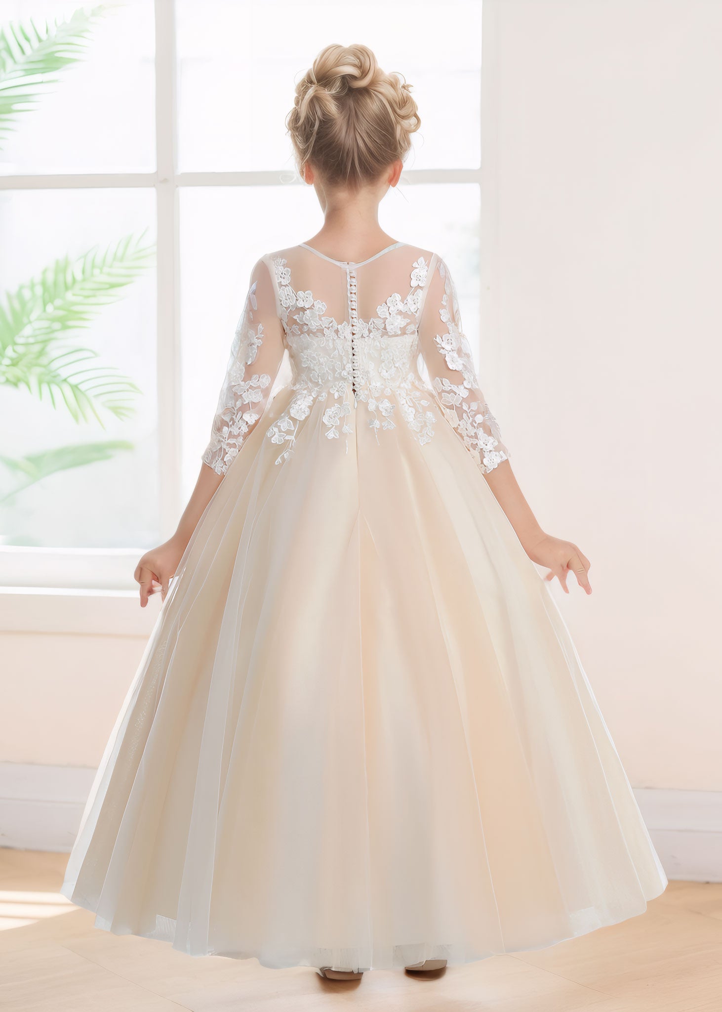 Dreamy A-Line Scoop Applique Long Tulle Flower Girl Dresses