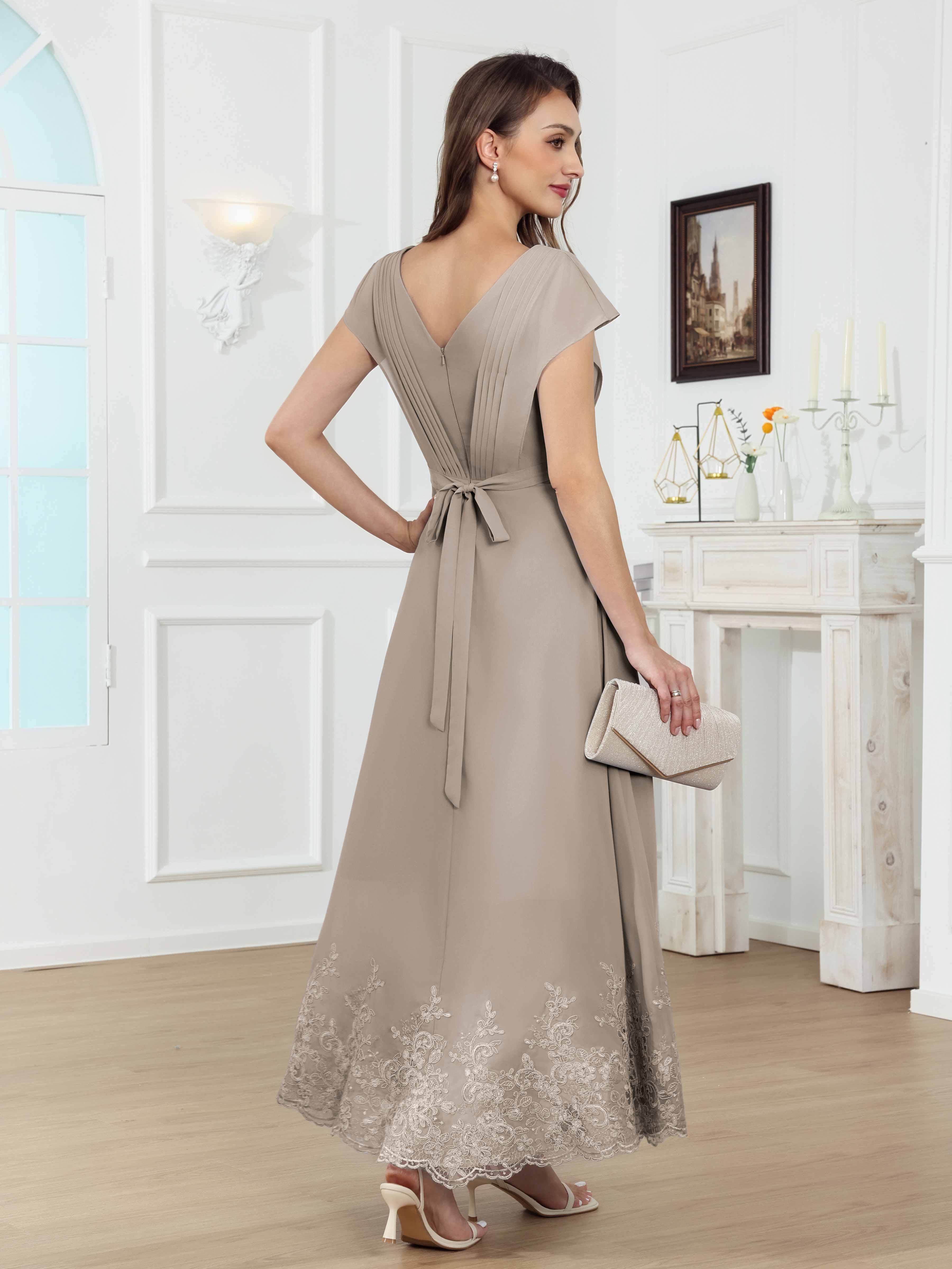 #color_Taupe