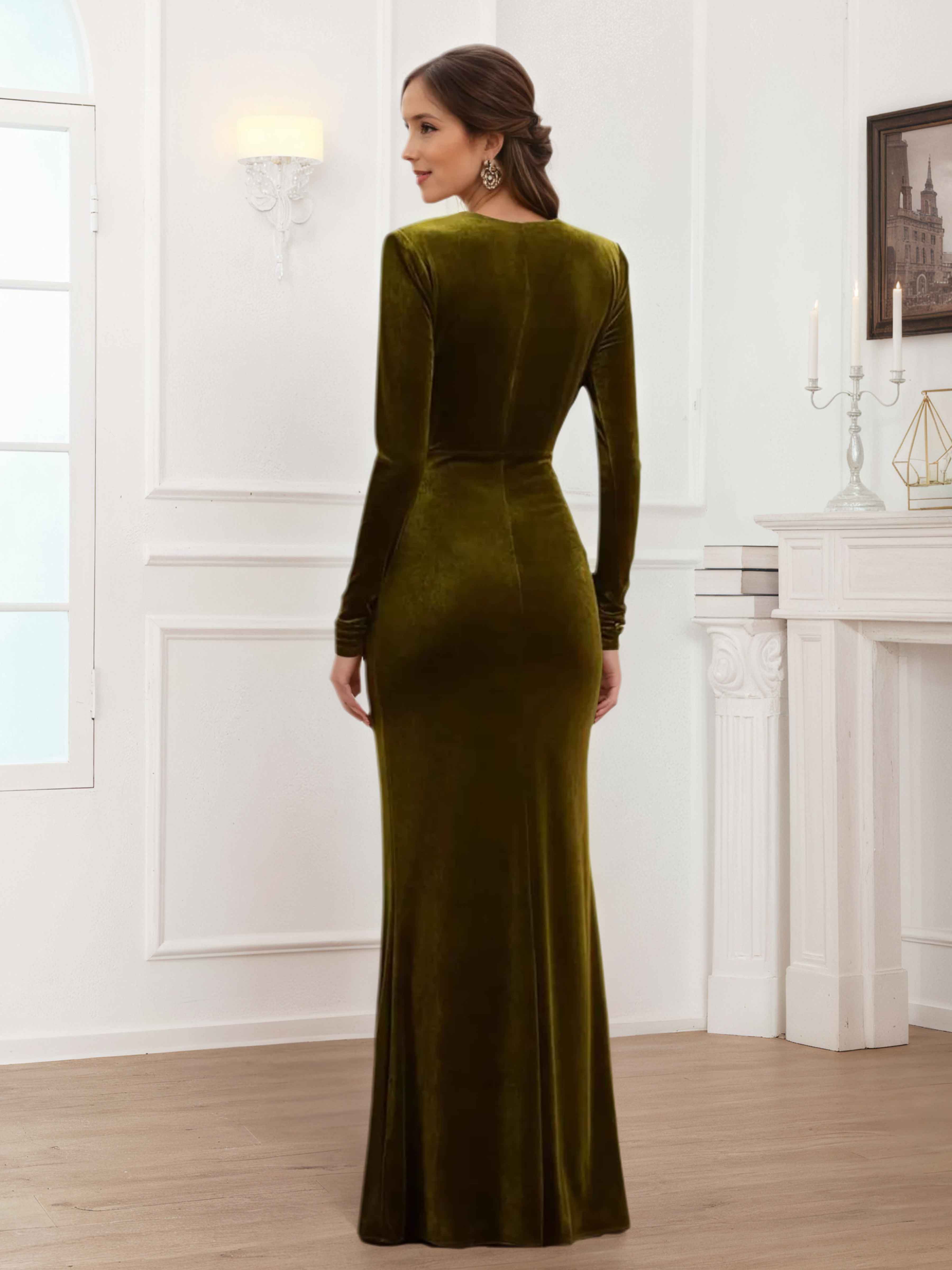 Elsinore Distinctive Sheath V-neck Pleats Long Velvet Mother Of The Bride Dresses