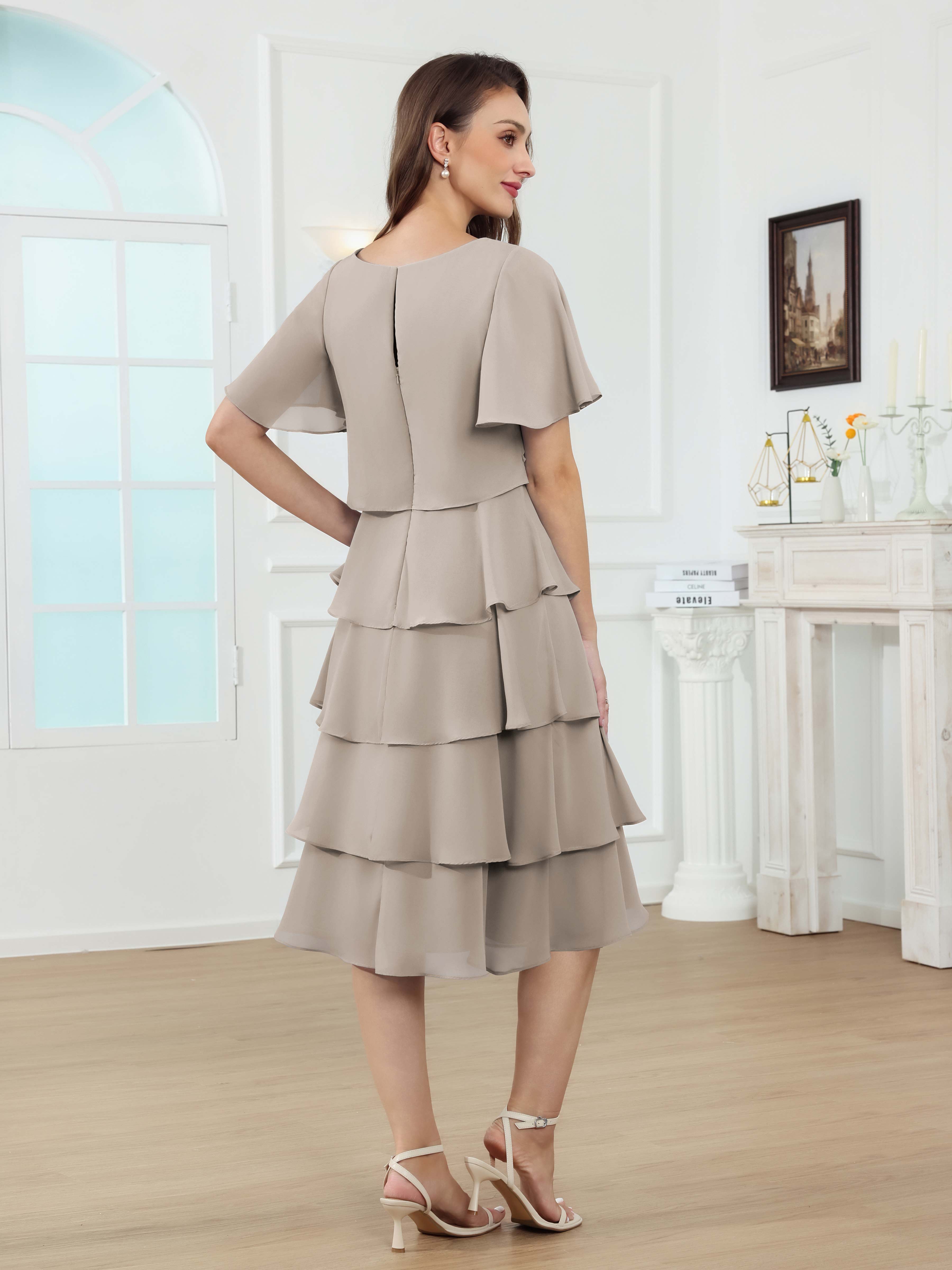 #color_Taupe