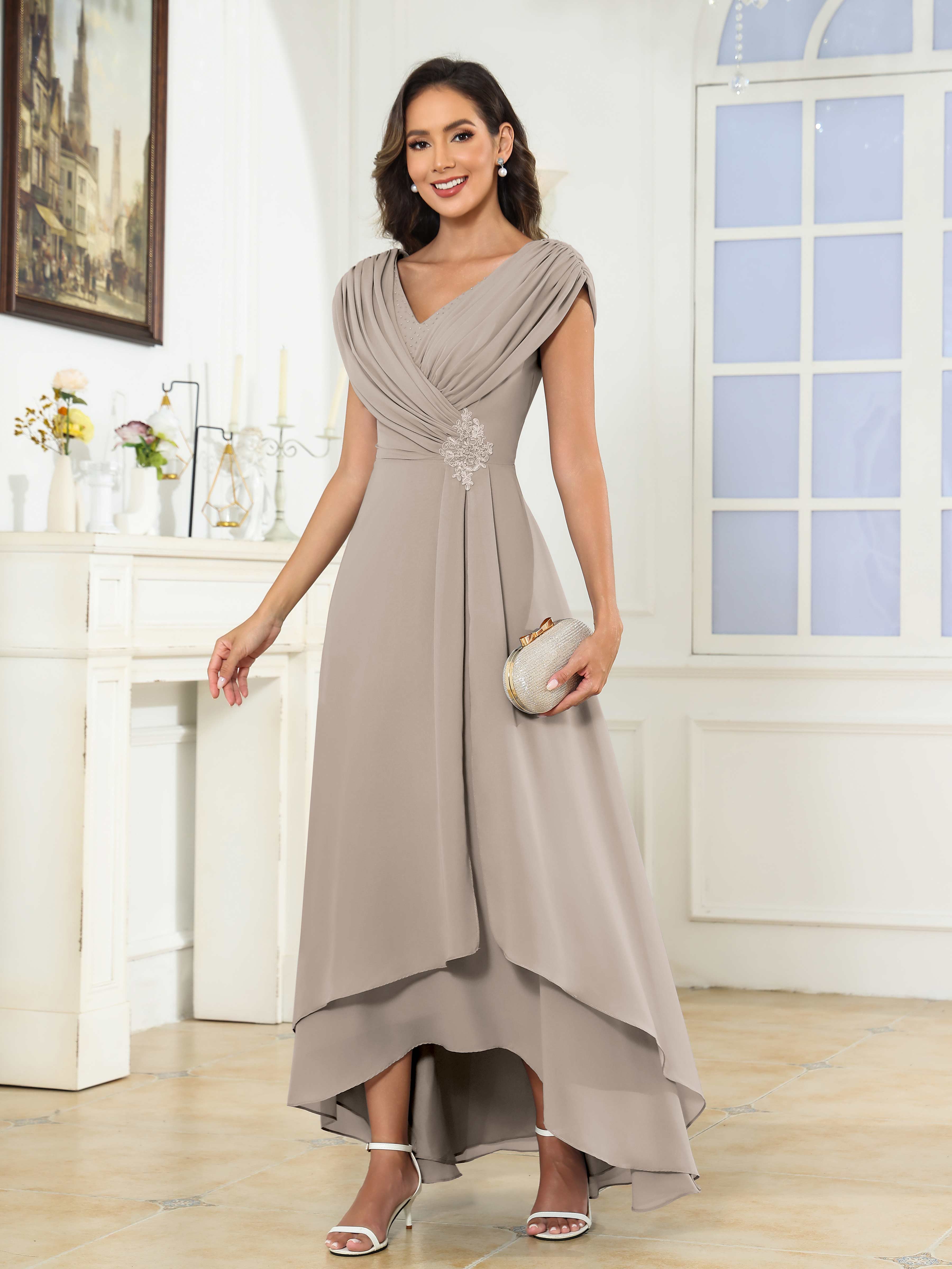 #color_Taupe