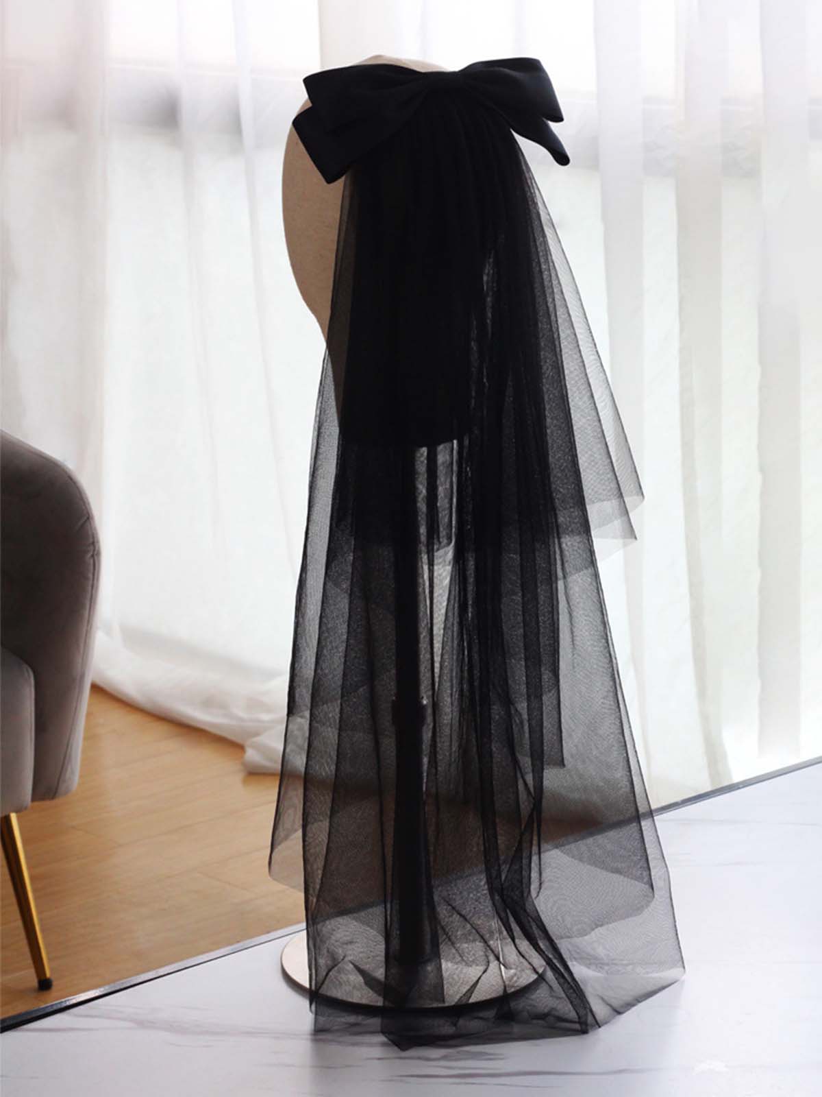 Pretty Two Tier Bow Tulle Bridal Veil