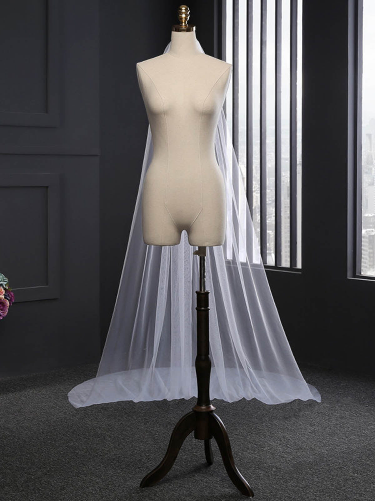 Simple Charming One-Tier Wedding Cut Edge Tulle Bridal Veil