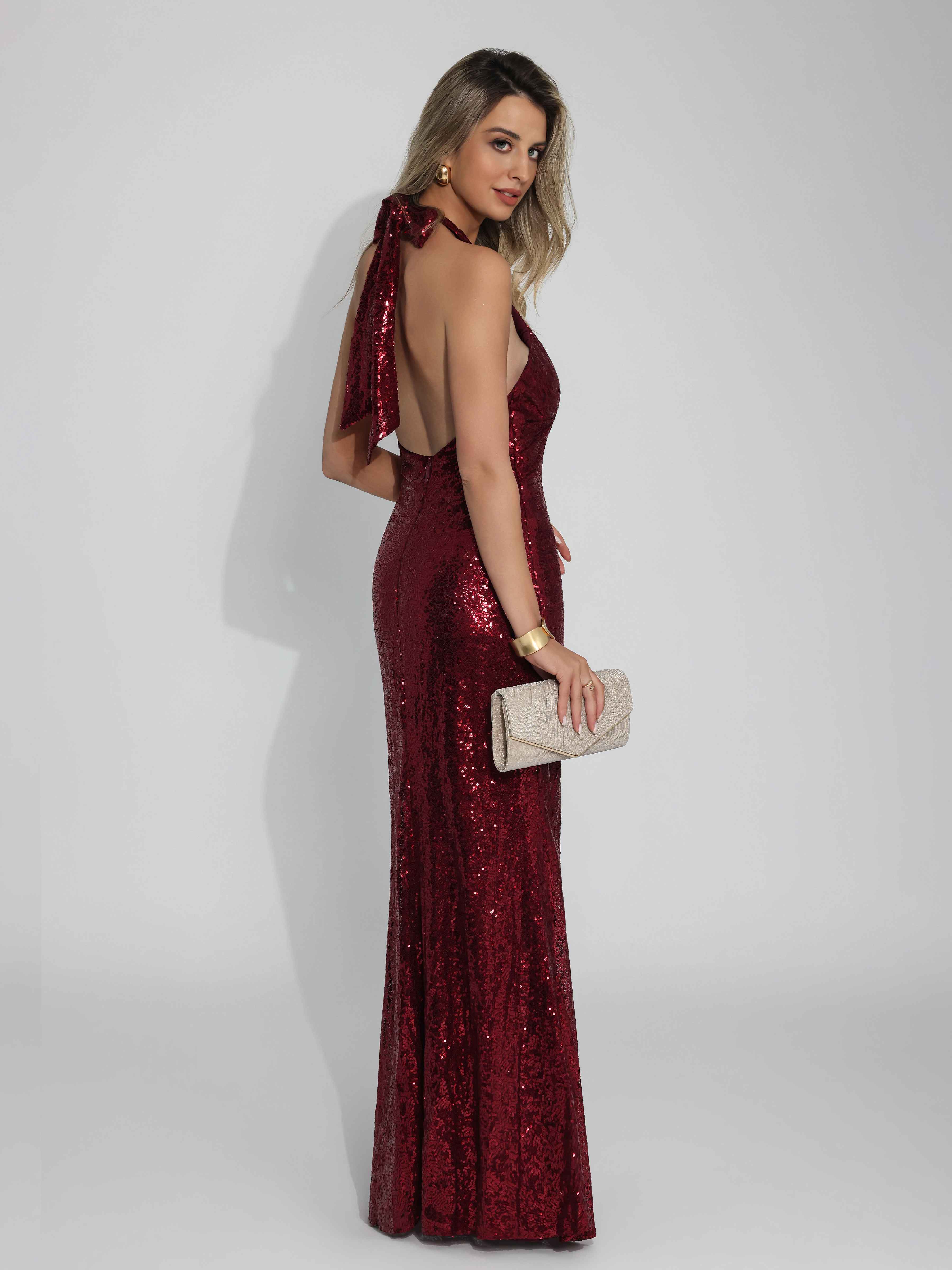 Qaelindra Chic Sheath Halter V Neck Slit Long Sequins Party Dresses