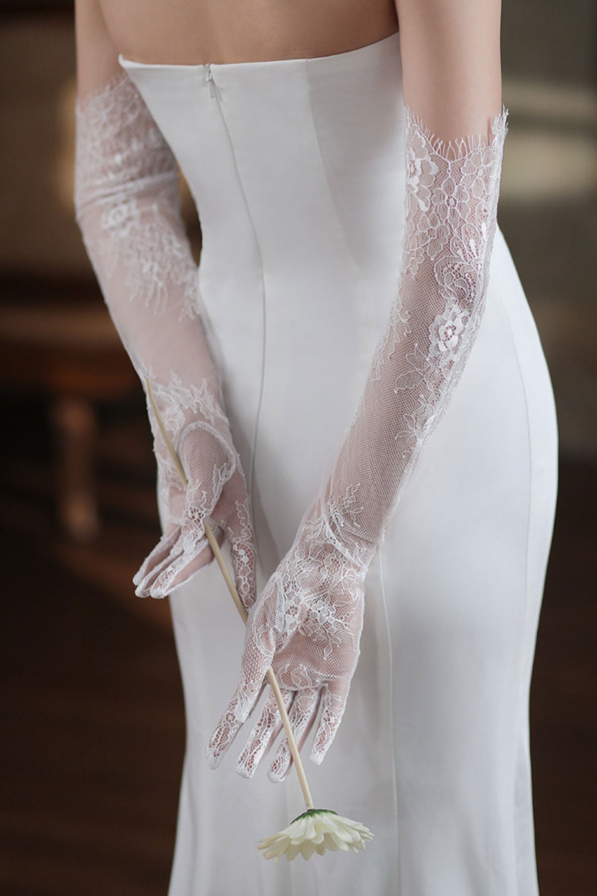 Elegant Sheer Lace Bridal Wedding Elegant Gloves