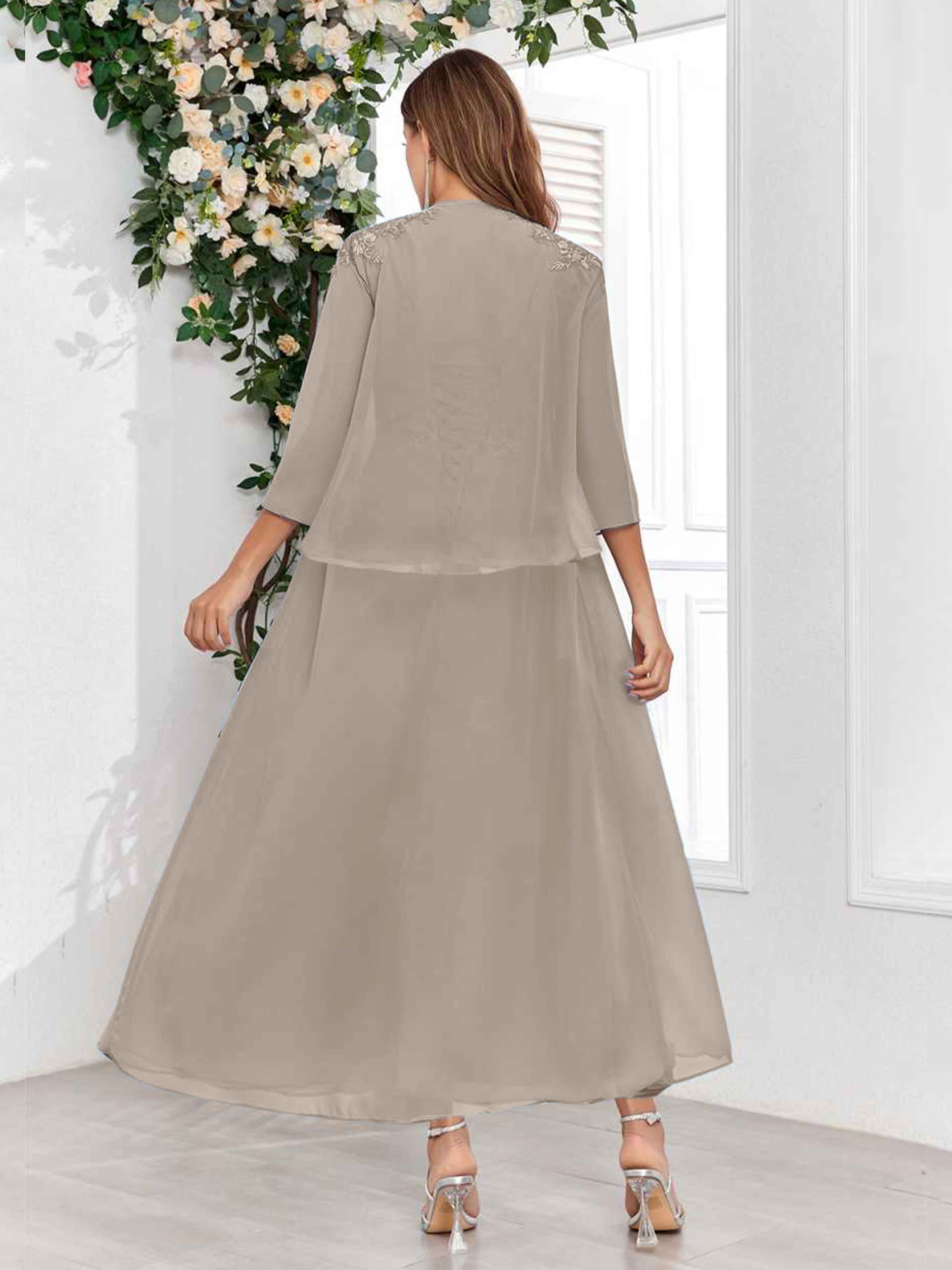 #color_Taupe