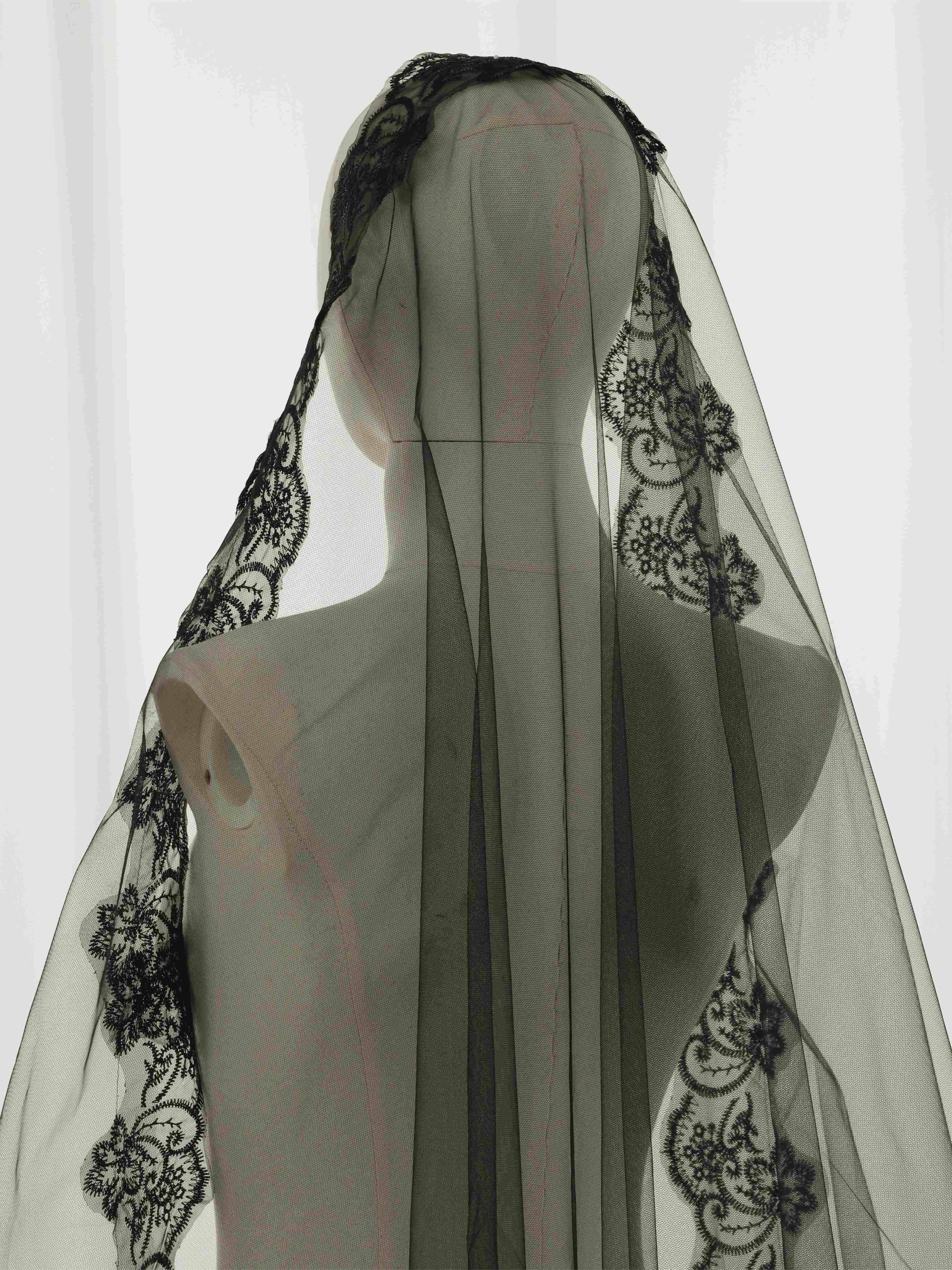 Long Black Lace Mantilla Wedding Veil
