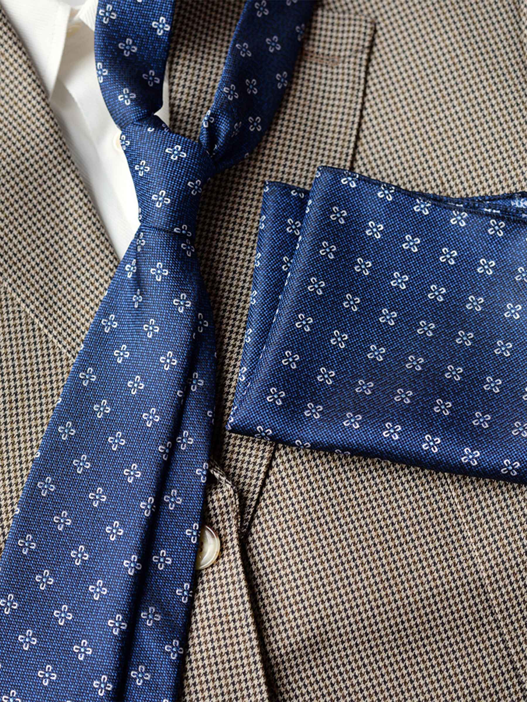 Modern Men's Patterned Tie and Pocket Square Set UK