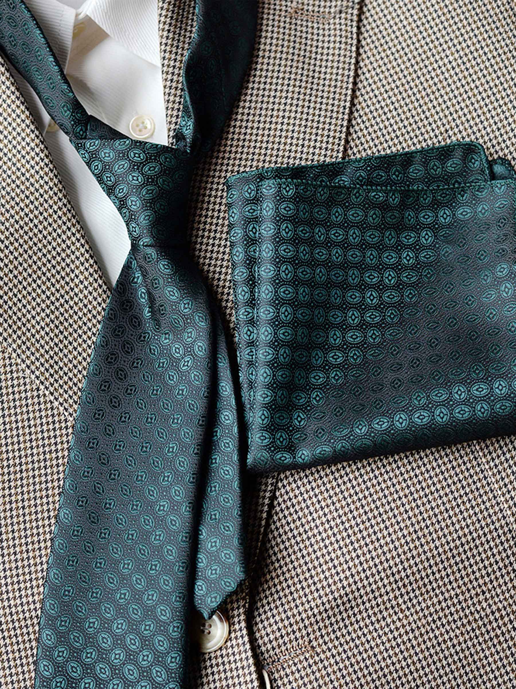 Modern Men's Patterned Tie and Pocket Square Set UK