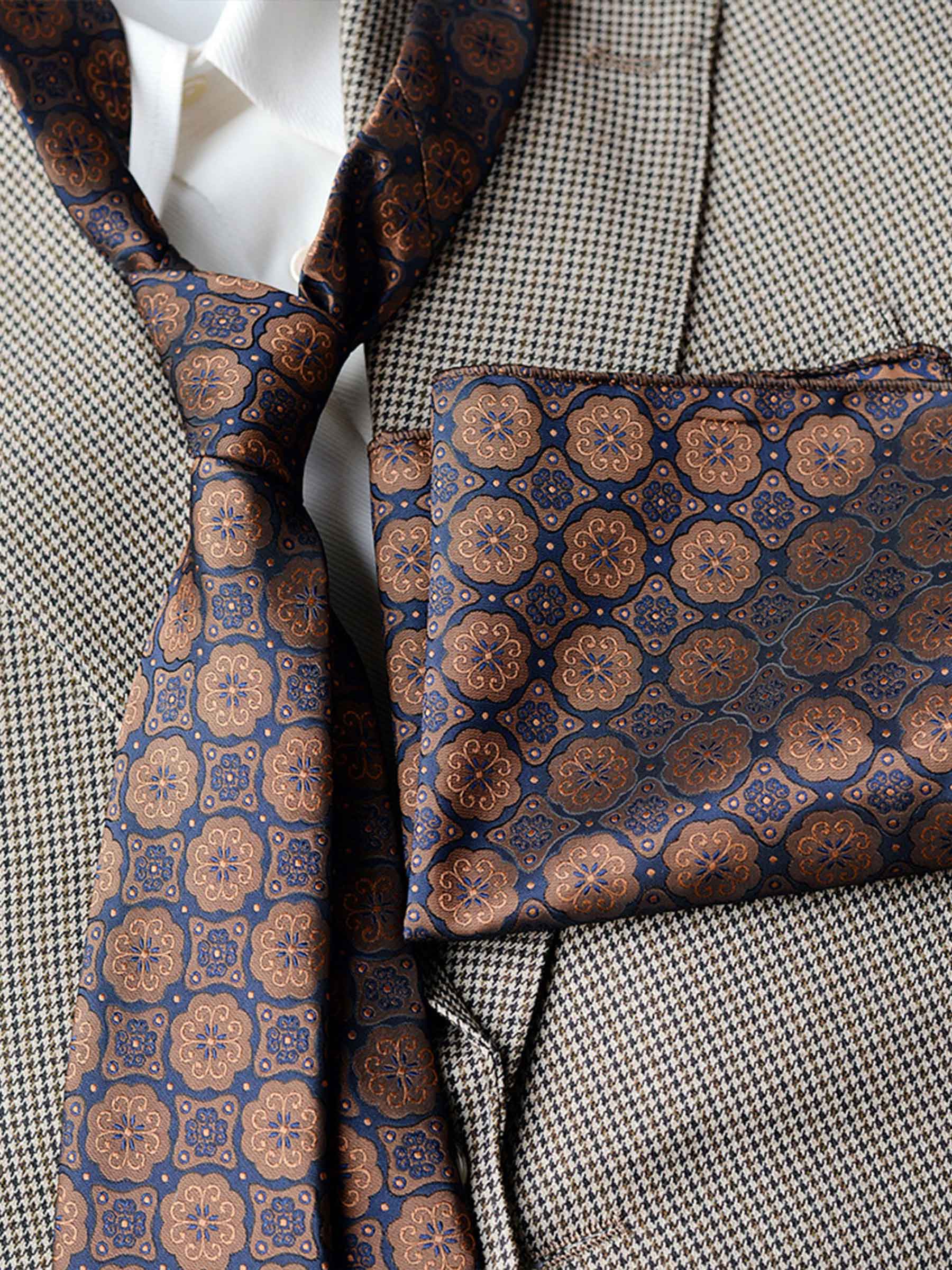 Modern Men's Patterned Tie and Pocket Square Set UK