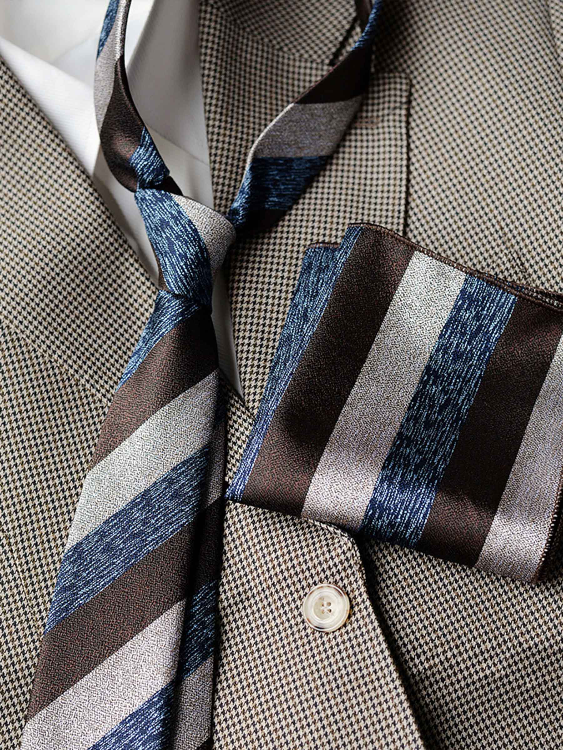 Modern Men's Patterned Tie and Pocket Square Set UK