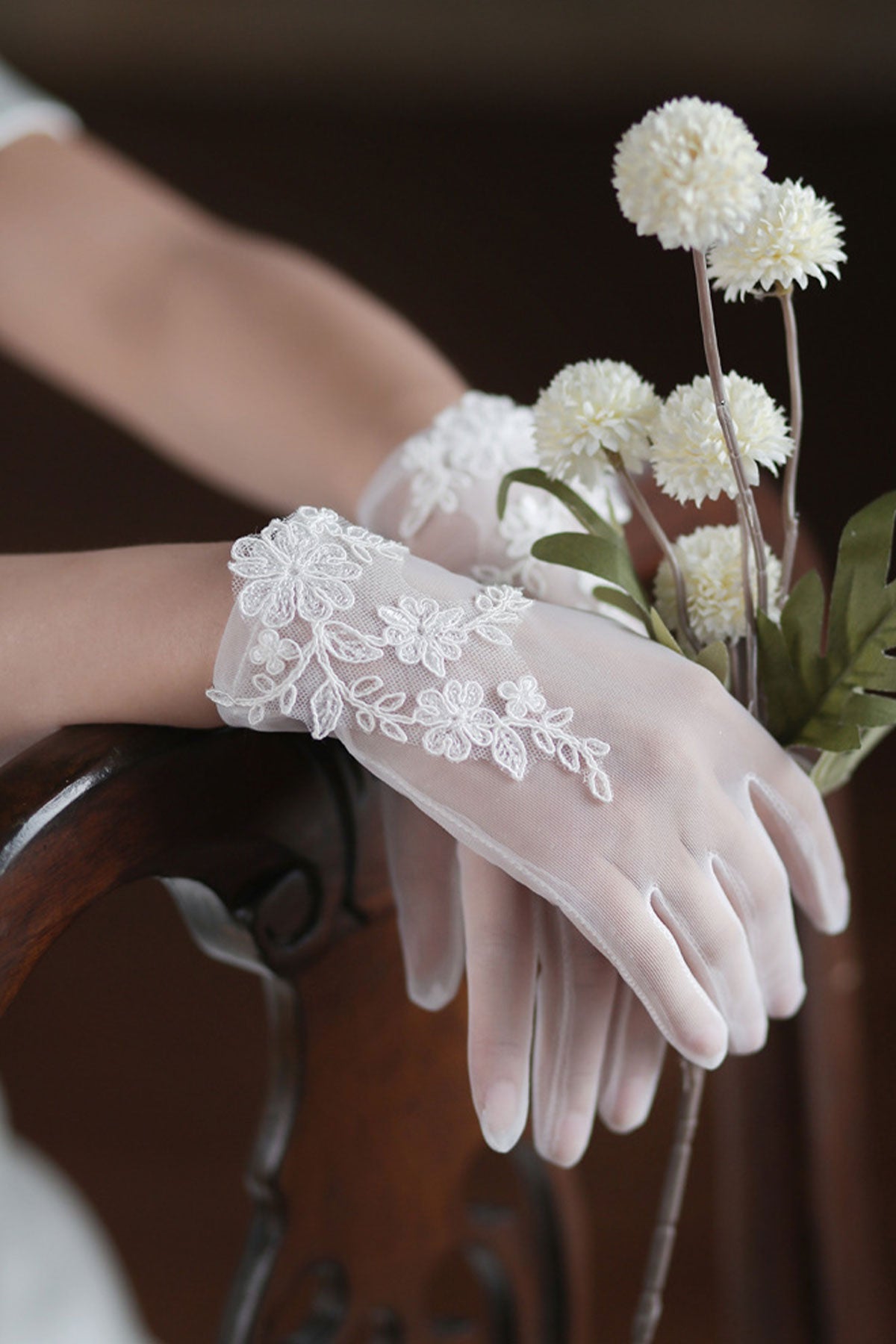 Modern Floral Embroidered Wedding Bridal Gloves