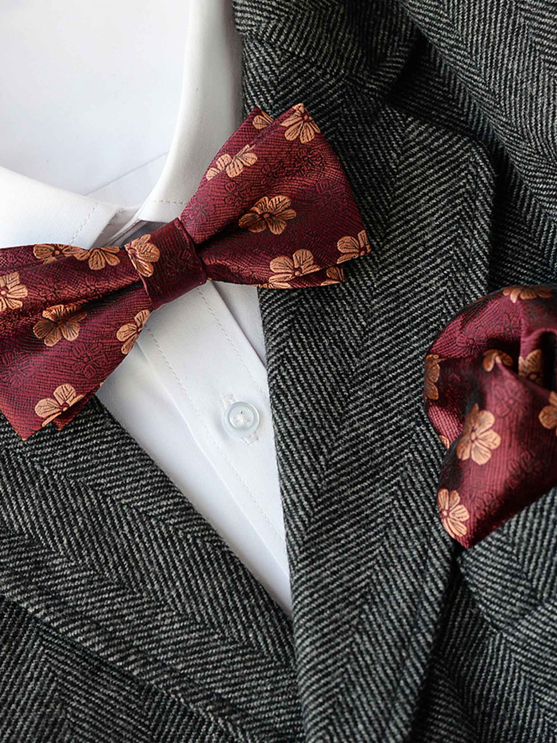 Modern Men's Bow Tie and Pocket Square Set UK