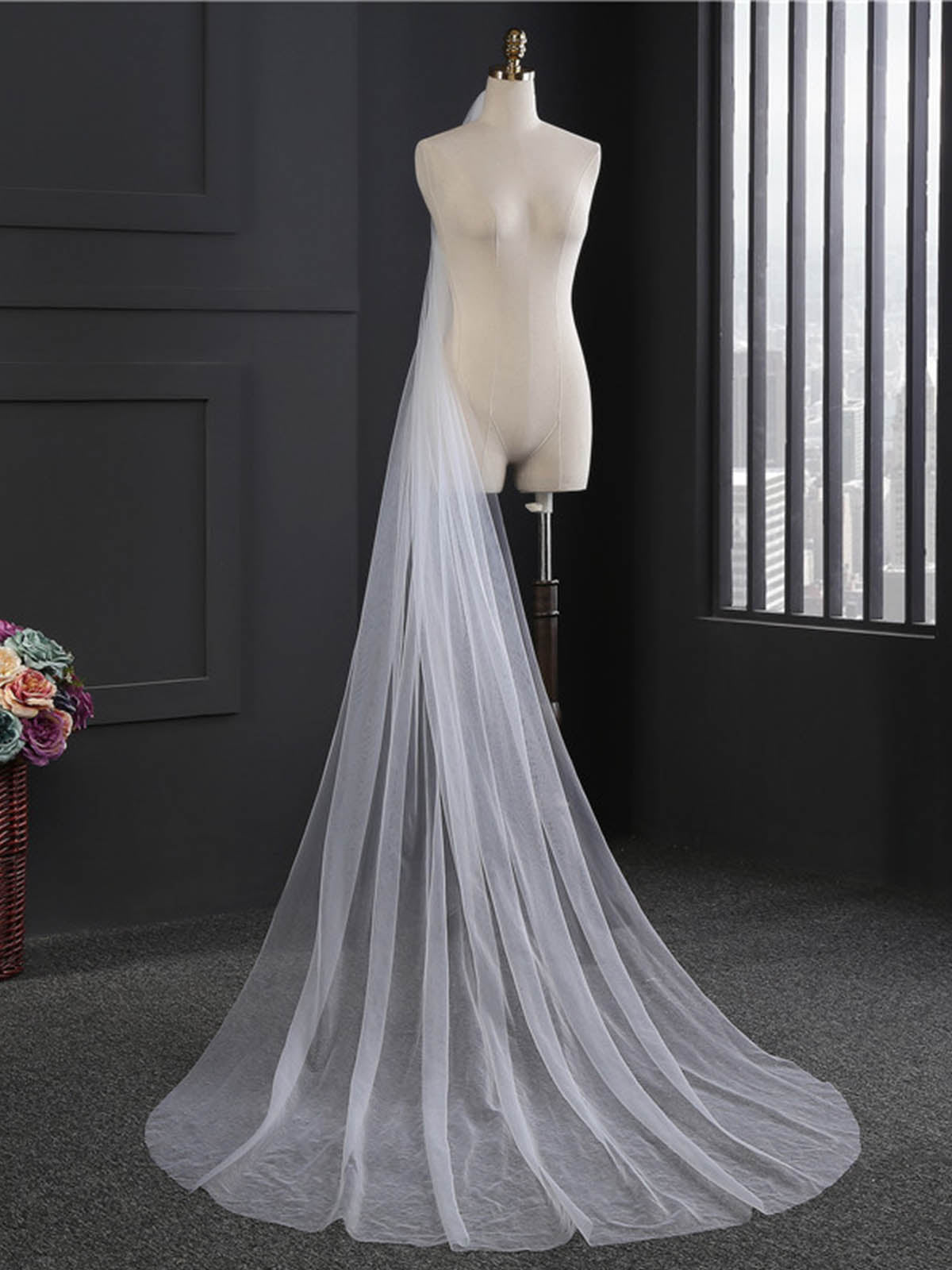 Simple Charming One-Tier Wedding Cut Edge Tulle Bridal Veil