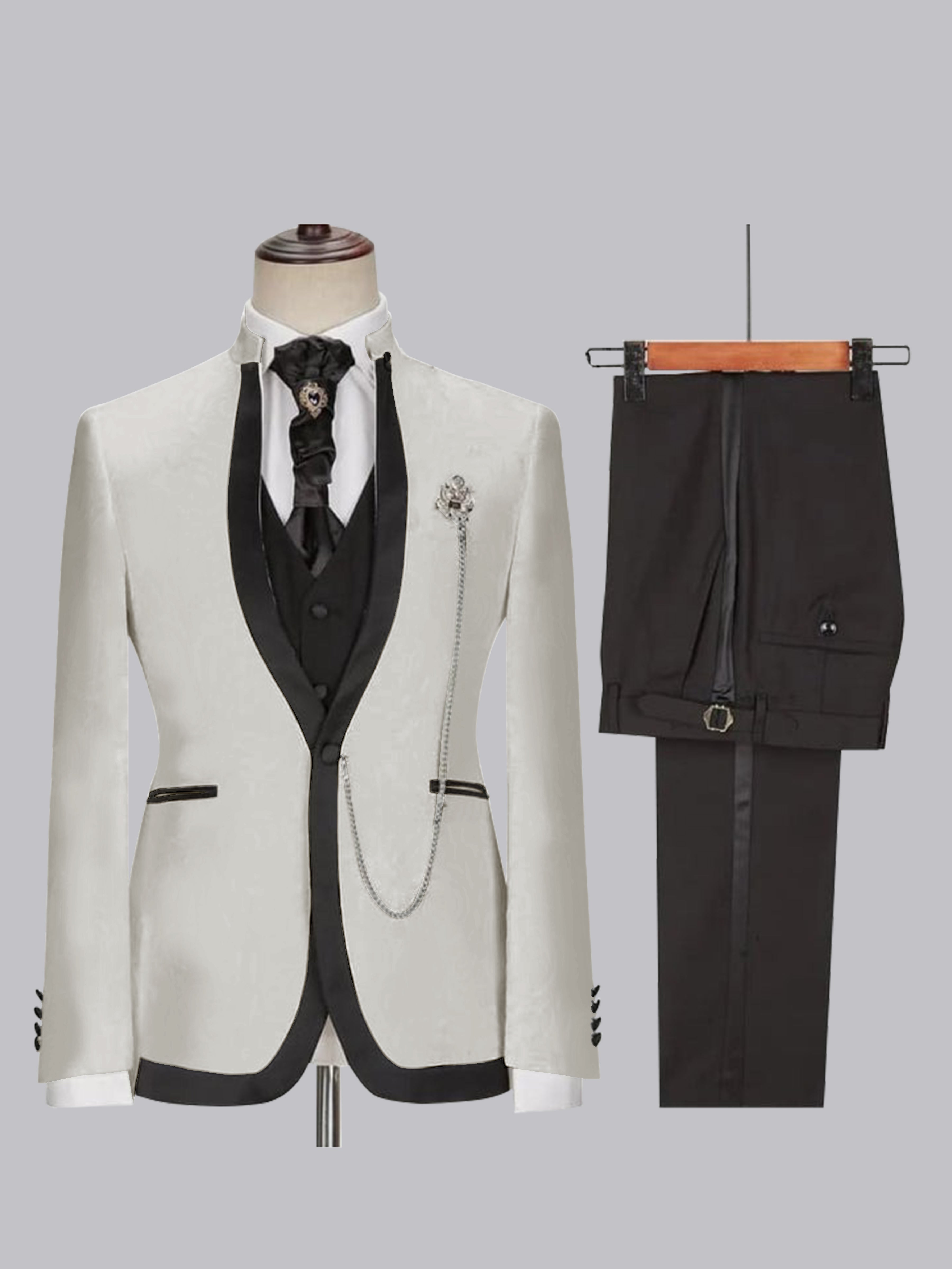 Sophisticated Men's Fitted Single Button 3 Pieces Wedding Suits