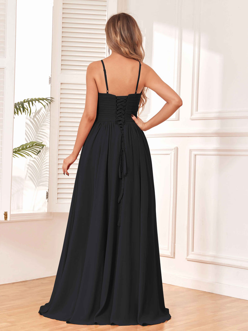 **Enchanting Halter Gown: A Tapestry of Allure for Special Occasions**